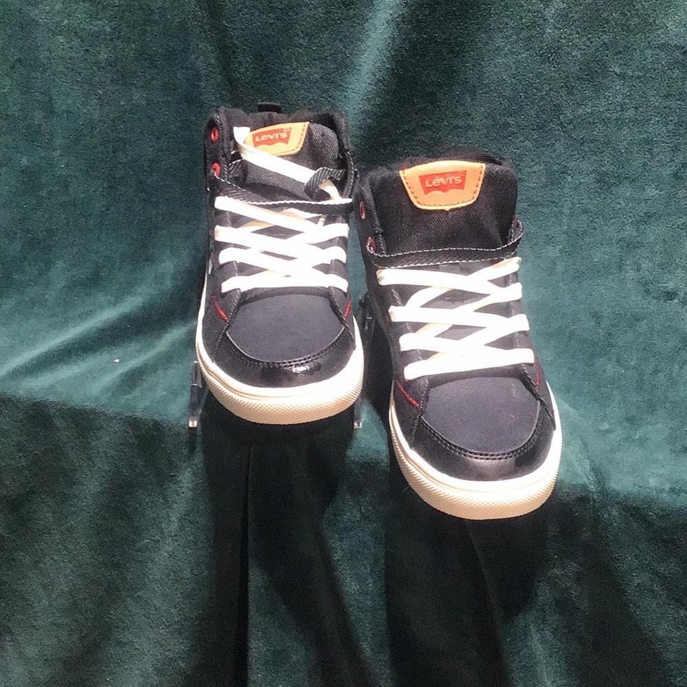 Levy sneaker